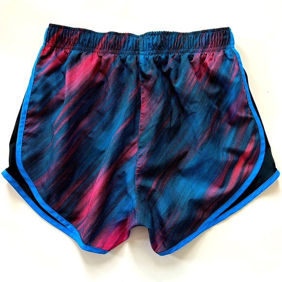 Nike Dri Fit Athletic Shorts - Picture 4 of 4